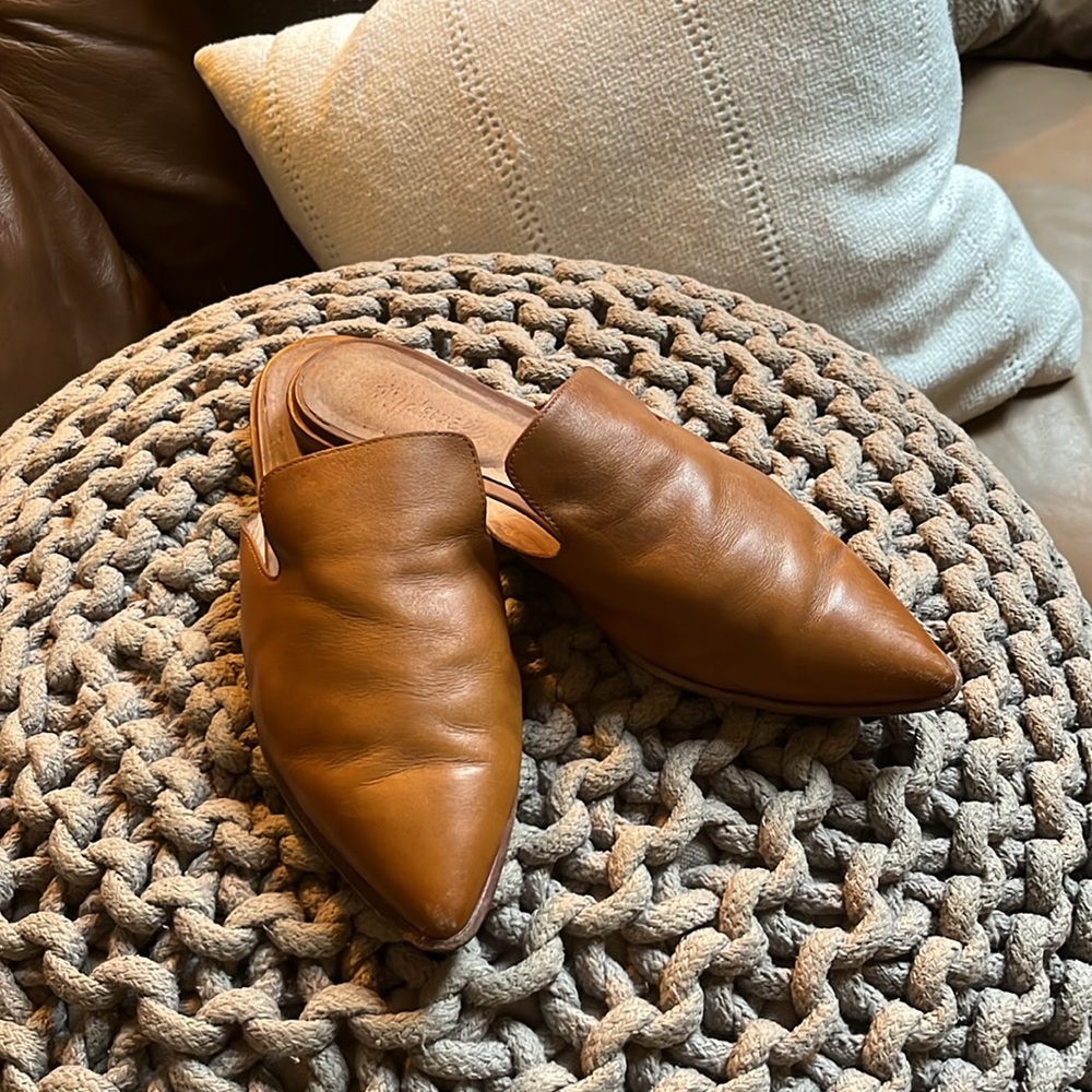 Madewell point toe mules, leather.